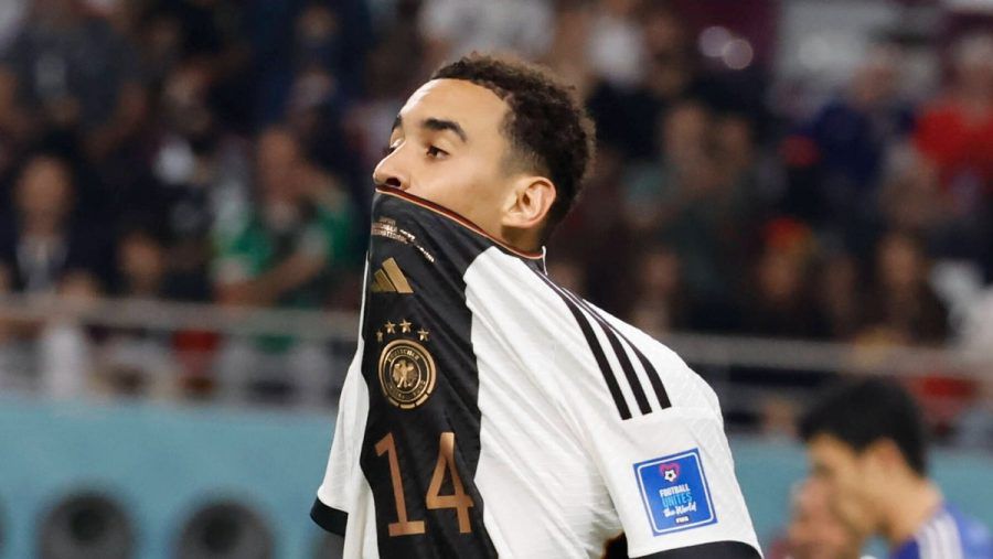 Frust pur: Jamal Musiala als Sinnbild für seine ganze Mannschaft. (stk/spot)