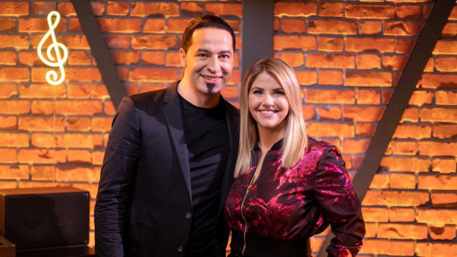 Bülent Ceylan und Beatrice Egli freuen sich auf "Die ZDF-Mitternachtsparty". (smi/spot)