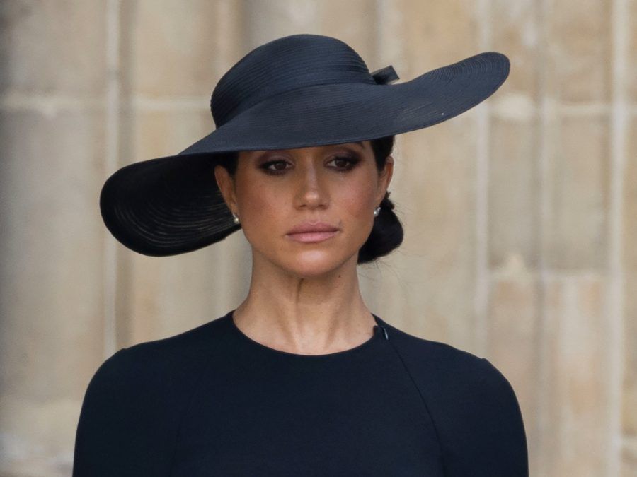 Meghan Markle leaving Westminster Abbey - Queen Elizabeth II funeral - SEP 22 - AVALON BangShowbiz