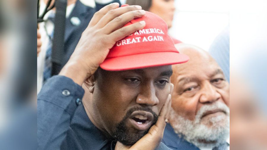 Der Rapper Kanye West scheint völlig vom Weg abgekommen zu sein. (dr/spot)