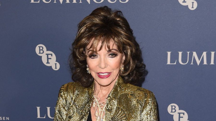 Joan Collins hat sich bei Instagram im Badeanzug gezeigt. (jom/spot)