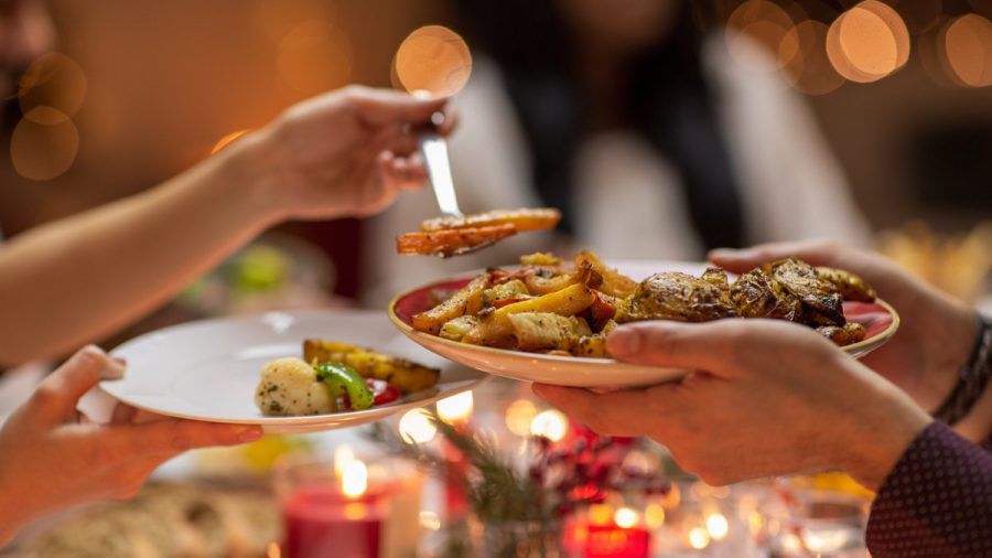 Mit diesen Rezepten werden auch vegane Familienmitglieder satt. (ncz/spot)