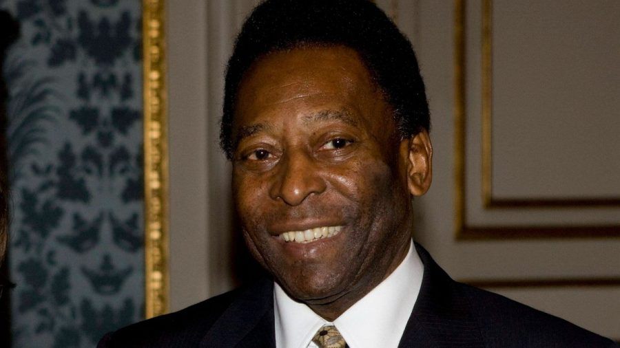 Brasilien Fußball-Legende Pelé liegt derzeit in der Klinik. (ili/spot)