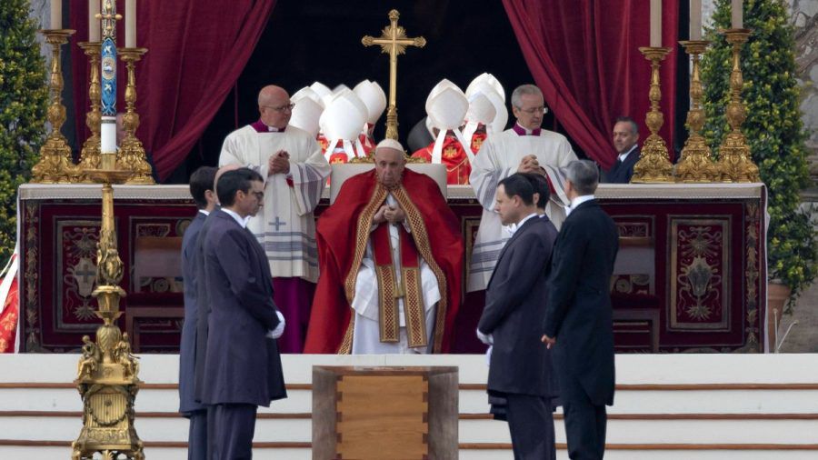 In Rom hat die Welt Abschied von Benedikt XVI. genommen. (hub/spot)