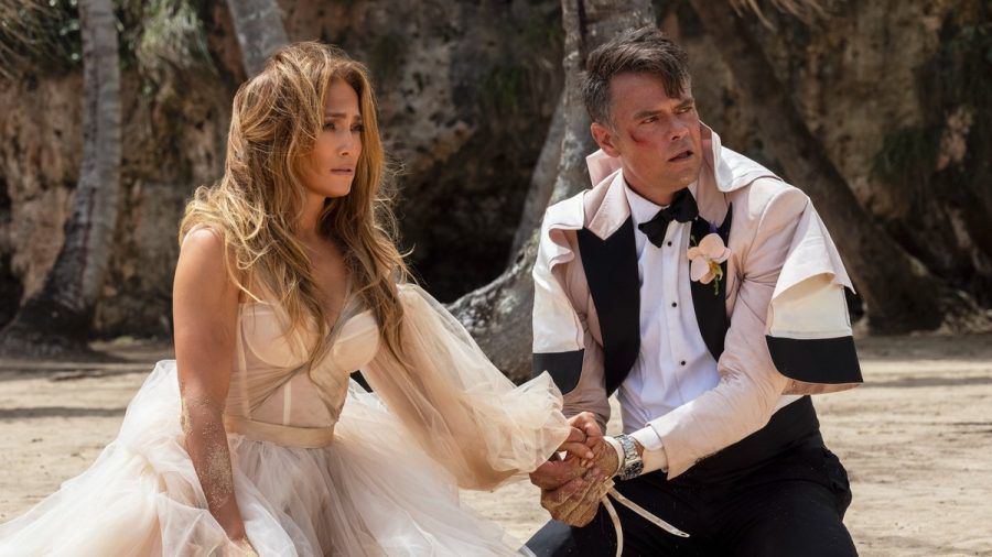 Darcy (Jennifer Lopez) und Toms (Josh Duhamel) Hochzeit in "Shotgun Wedding" verläuft nicht nach Plan. (aha/spot)