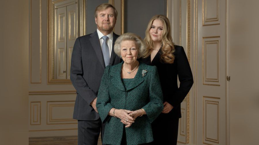 König Willem-Alexander, Prinzessin Beatrix und Prinzessin Amalia der Niederlande. (hub/spot)