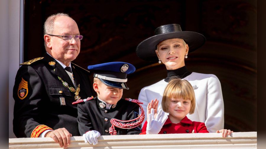 Charlène von Monaco mit ihrer Familie. (ln/spot)