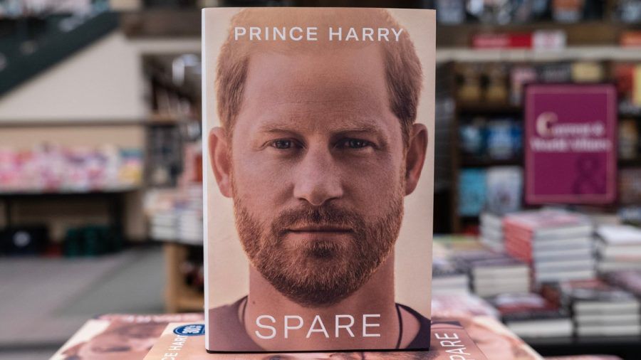 Vor wenigen Tagen hat Prinz Harry seine Autobiografie "Spare" (deutscher Titel: "Reserve") veröffentlicht. (wue/spot)