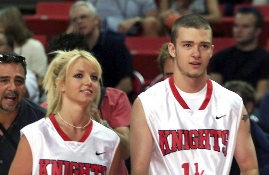 Britney Spears and Justin Timberlake - July 2001 - Challenge for the Children III - Las Vegas -Getty BangShowbiz