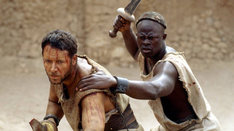Im ersten "Gladiator" spielte Russell Crowe (li.) mit dem römischen Feldherrn Maximus Decimus Meridius die Hauptrolle, die ihm einen Oscar einbrachte. (jer/spot)