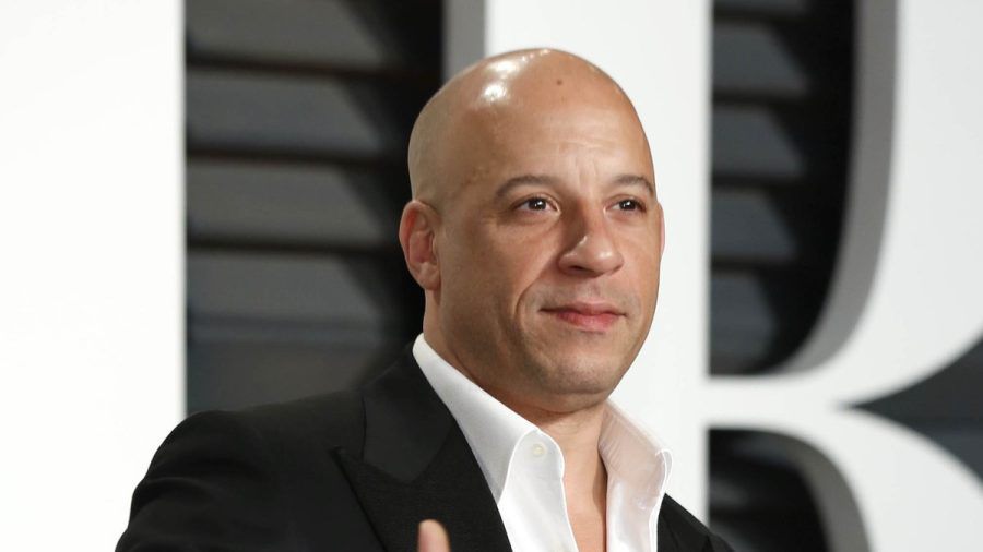Vin Diesel wird zum vierten Mal zu Riddick - in "Riddick: Furya". (lau/spot)
