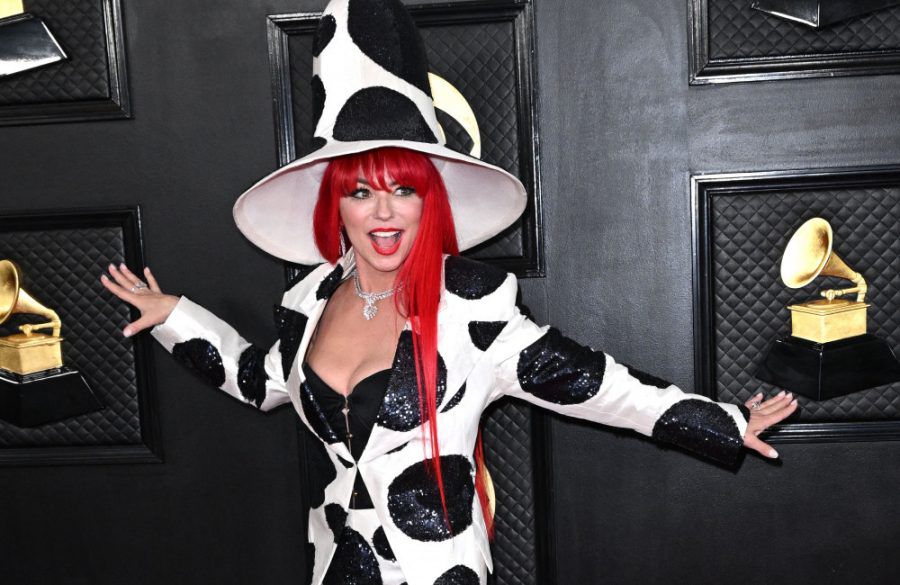 Shania Twain arrives for the 65th Annual Grammy Awards - Getty BangShowbiz