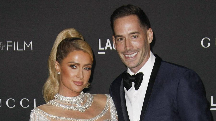 Paris Hilton und ihr Ehemann Carter Reum sind seit Januar Eltern des kleinen Phoenix Barron. (jer/spot)