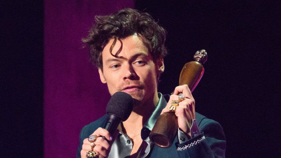 Harry Styles räumt bei den Brit Awards ab. (hub/spot)
