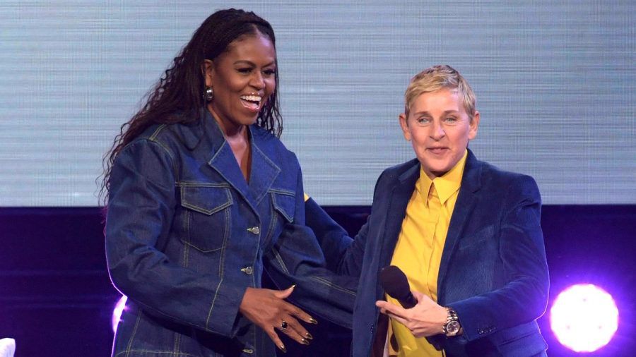 Neben Michelle Obama (l.) wird auch Ellen DeGeneres in dem neuen Podcast zu hören sein. (wue/spot)