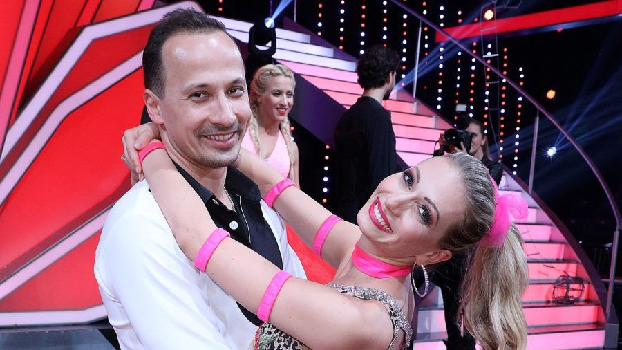 Die "Lets's Dance"-Stars Regina und Sergiu Luca werden wieder Eltern. (ili/spot)