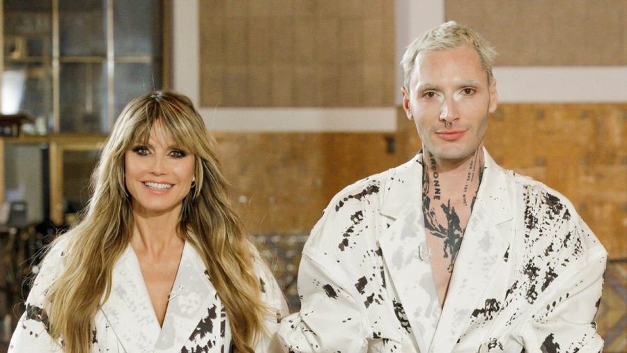 Heidi Klum und Yannik Zamboni stellen die Models vor neue Herausforderungen. (mia/spot)