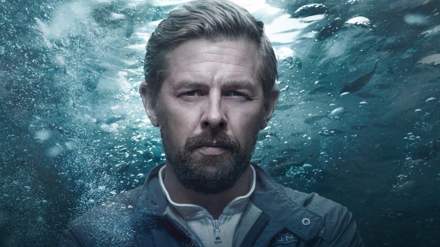 Auch der Moderator Klaas Heufer-Umlauf spielt in der ZDF-Serie "Der Schwarm" mit. (dr/spot)