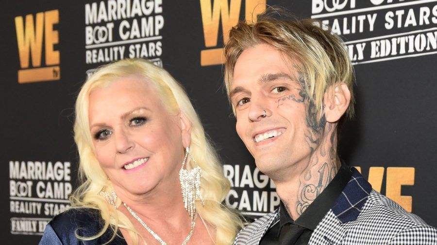 Jane Carter mit ihrem verstorbenen Sohn Aaron Carter im Jahr 2019. (dr/spot)