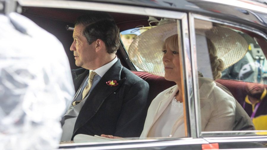 Olivia Williams und Dominic West als Camilla und Charles. (jom/spot)