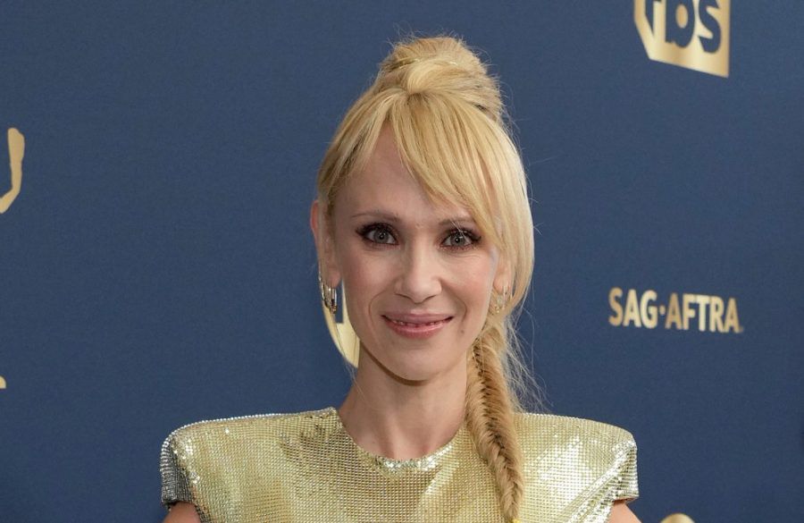 Juno Temple SAG Awards Feb 2022 Getty BangShowbiz