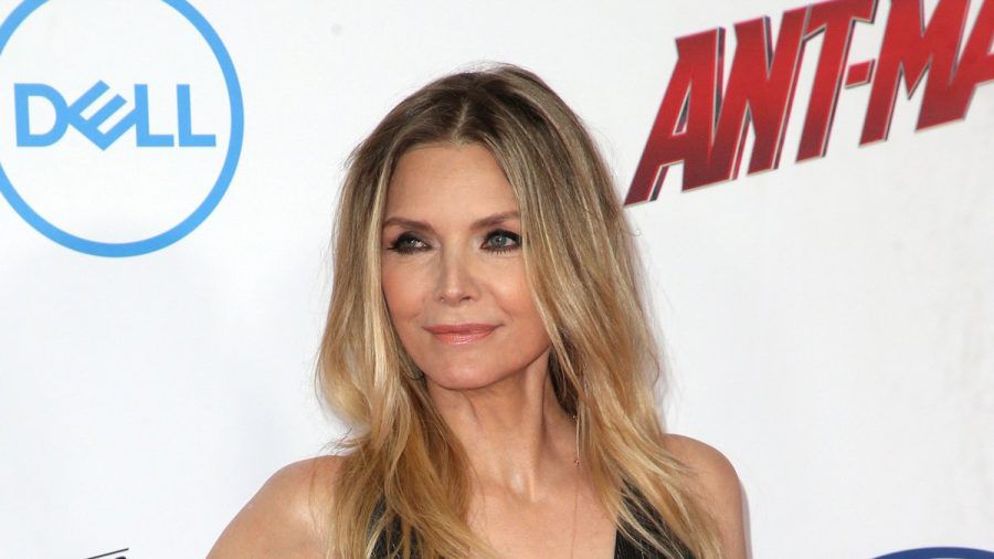 Michelle Pfeiffer steht seit über 40 Jahren vor der Kamera. (aha/spot)