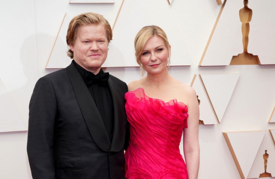 Jesse Plemons and Kirsten Dunst attend the 94th Annual Academy Awards - Getty BangShowbiz