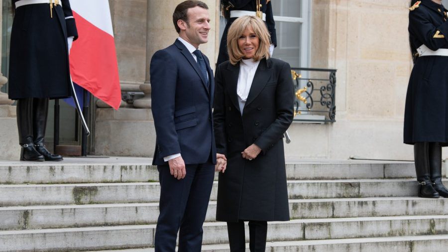 Brigitte Macron und Emmanuel Macron bei einem gemeinsamen Auftritt. (ln/spot)