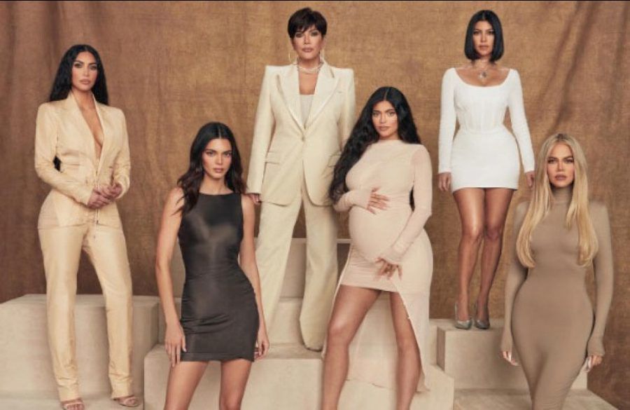 The Kardashians - Instagram Week Ending 150422 BangShowbiz