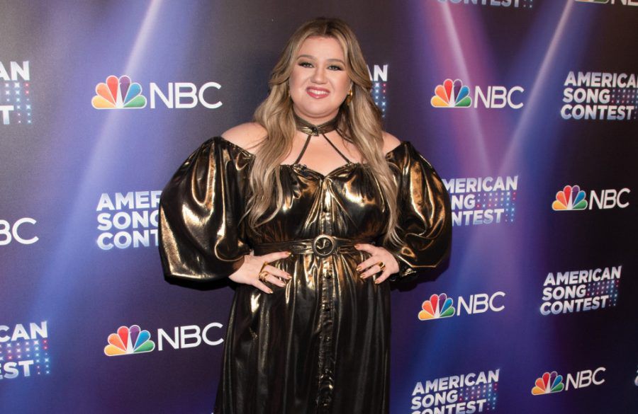 Kelly Clarkson - American Song Contest - Red Carpet - 2022 - Getty BangShowbiz