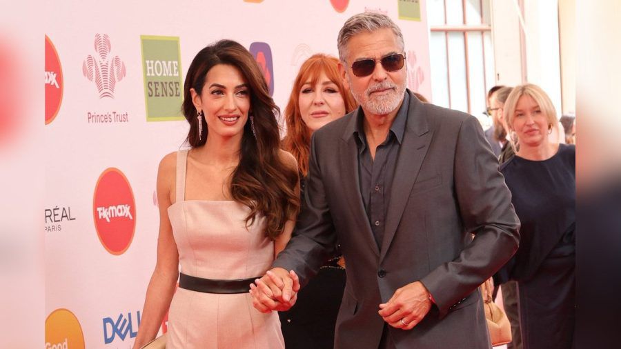 George und Amal Clooney zeigten sich händchenhaltend auf dem roten Teppich. (wue/spot)