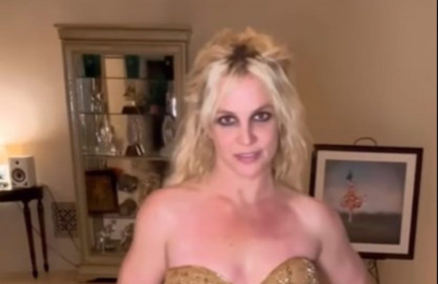 Britney Spears - February 2023 - new dress - Instagram - ONE USE BangShowbiz