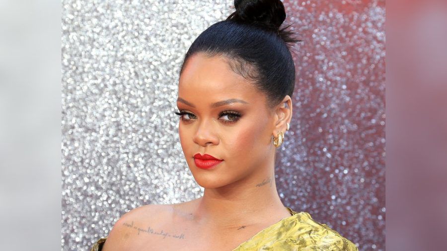 Rihanna auf dem Roten Teppich. (mia/spot)