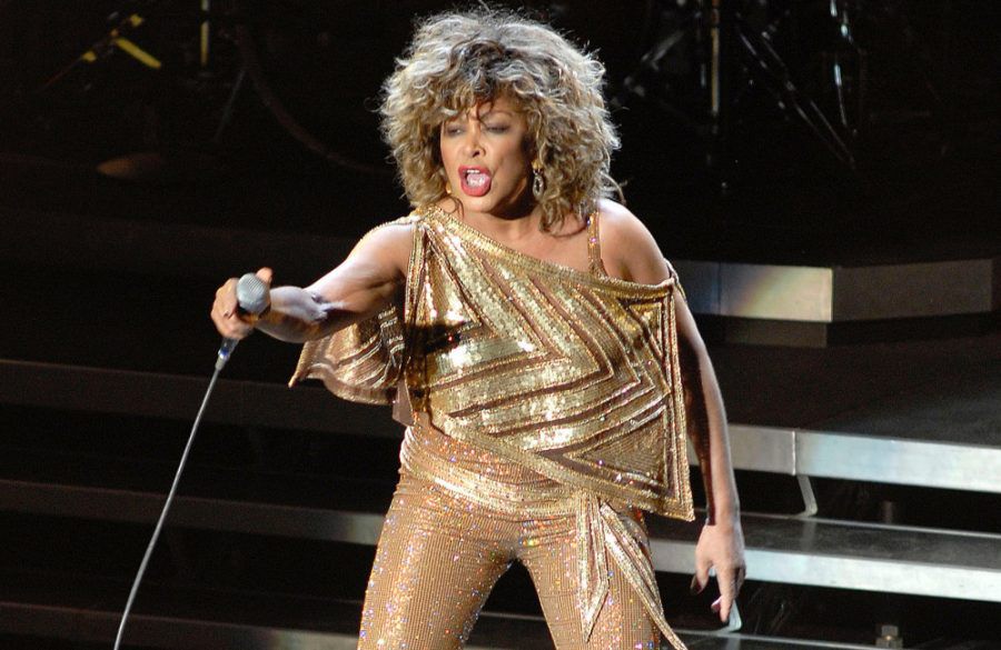 Tina Turner live at the O2 in Dublin March 2009 - Famous BangShowbiz
