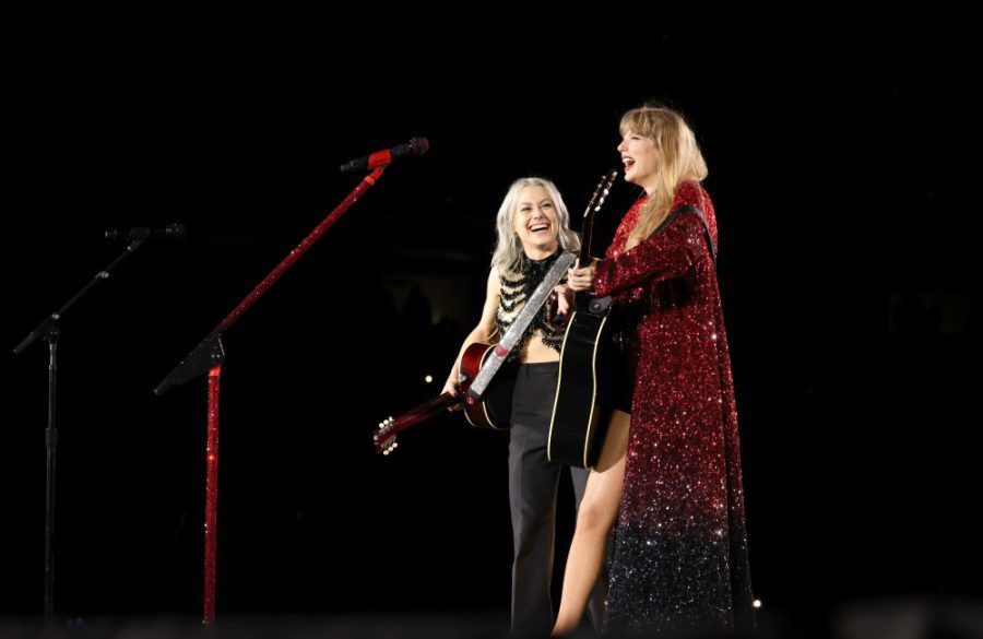 Phoebe Bridgers and Taylor Swift- The Eras Tour in Nashville May 2023 - Getty BangShowbiz