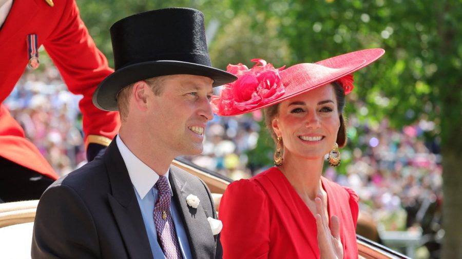 Prinz William und Prinzessin Kate nahmen unter Applaus und Jubel ihrer Fans am Royal Ascot teil. (stk/spot)