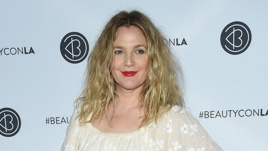 Drew Barrymore hatte eine schwierige Kindheit, was das Verhältnis zu ihrer Mutter Jaid Barrymore noch immer belastet. (ae/spot)