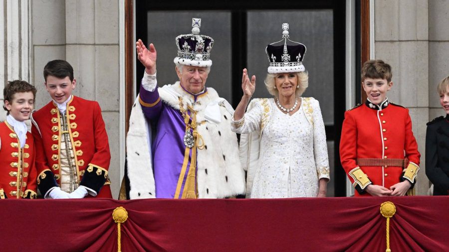 König Charles III. und Königin Camilla am Tag der Krönung in London. (wue/spot)