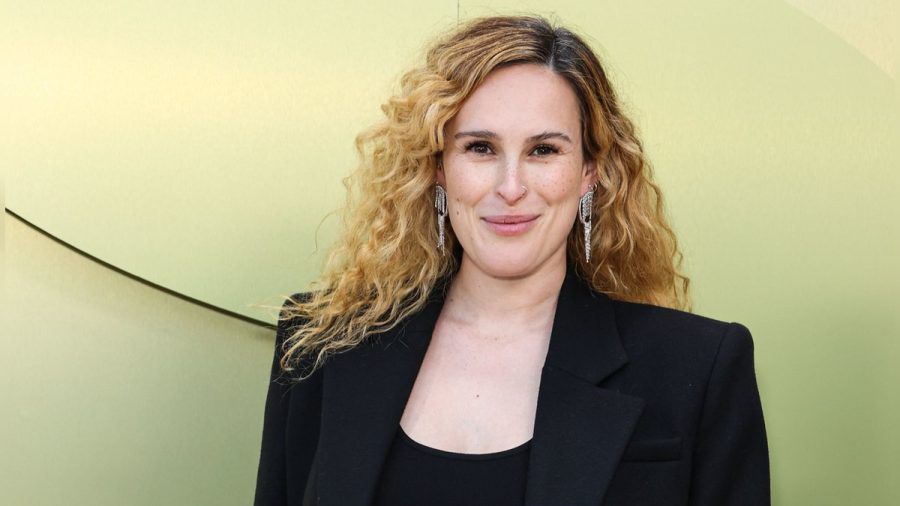 Rumer Willis ist die älteste Tochter von Bruce Willis und Demi Moore. Im April wurden sie und ihr Freund Derek Richard Thomas Eltern von Baby Louetta. (sb/spot)