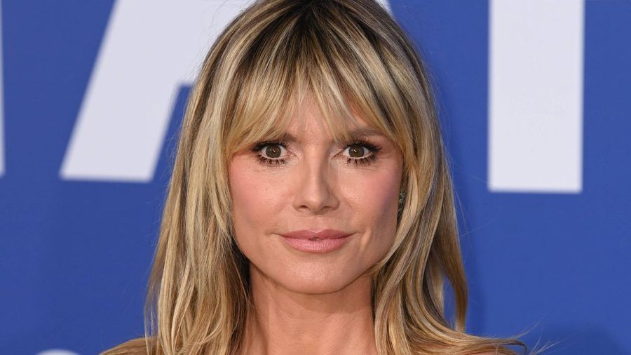 Heidi Klum sucht ihr Reisegepäck. (ili/spot)