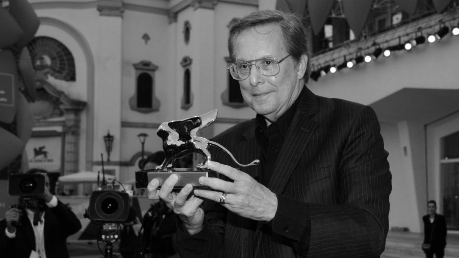William Friedkin mit dem Goldenen Löwen für sein Lebenswerk im Jahr 2013. (wue/spot)