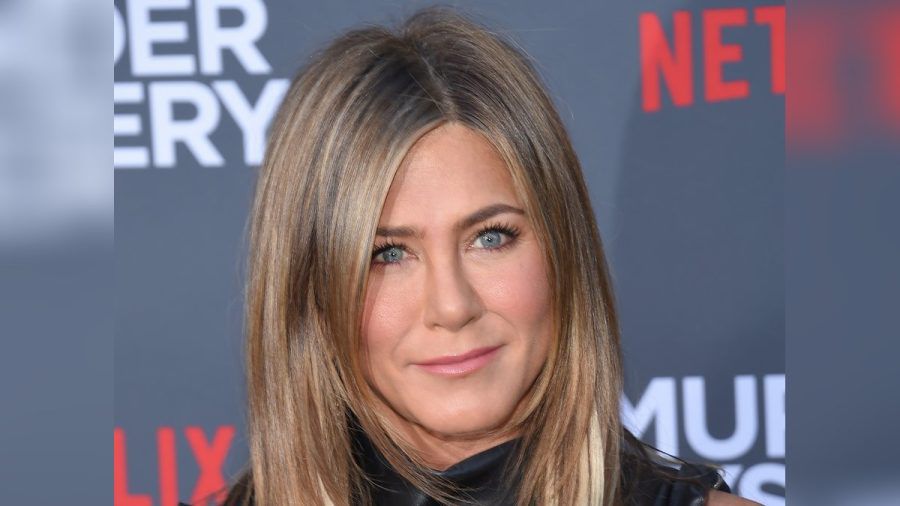 Schauspielerin Jennifer Aniston spricht offen über ihren jahrelangen Kinderwunsch und warum sie schließlich akzeptiert hat, dass es nicht sein sollte. (sb/spot)