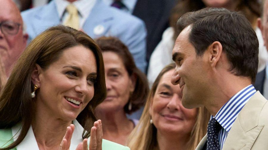 Prinzessin Kate und Roger Federer am 4. Juli in der Royal Box des All England Lawn Tennis and Croquet Club in Wimbledon. (lau/spot)
