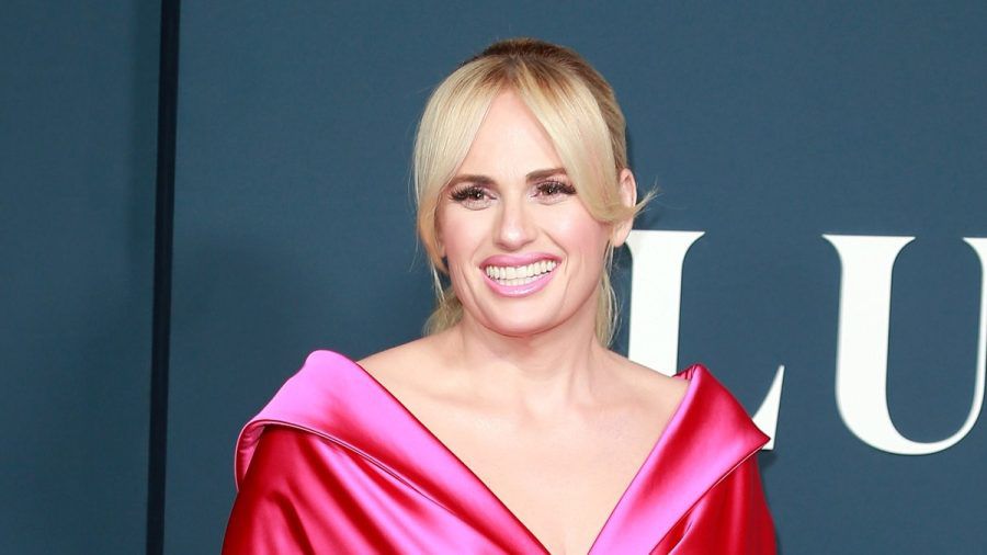 Rebel Wilson ist im November Mutter geworden. (jom/spot)