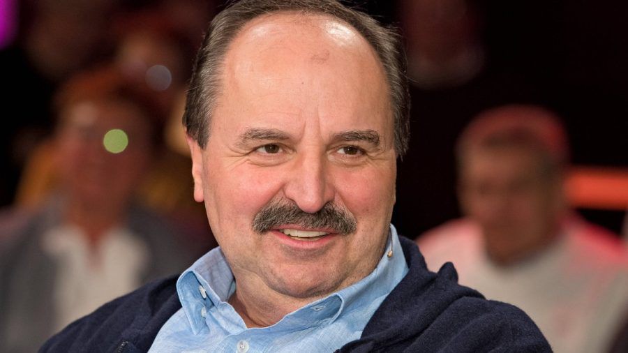 Johann Lafer (hier im April 2023 bei der Talkshow "Riverboat") hat abgenommen. (smi/spot)