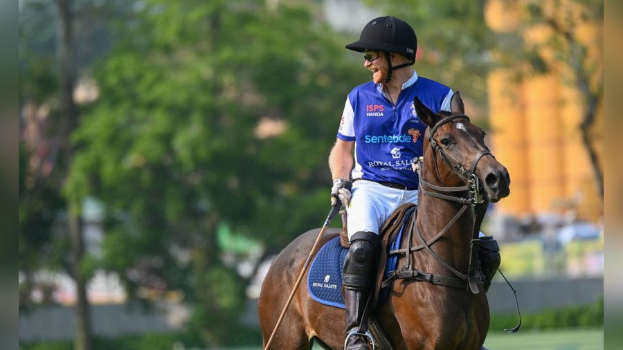 Prinz Harry beim Poloturnier in Singapur. (dr/spot)