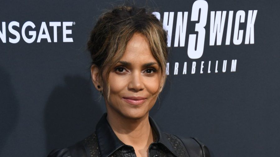 Halle Berry hat ihren 57. Geburtstag in der "World of Barbie"-Ausstellung in Kalifornien verbracht. (ae/spot)