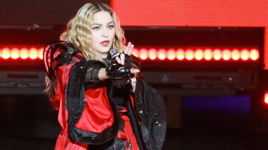 Madonna will nach ihrer Infektion wieder auf die Bühne. (jom/spot)