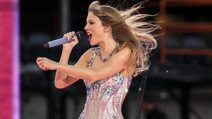 Taylor Swift sorgt derzeit mit ihrer "Eras Tour" für Furore - der Film dazu erscheint auch hierzulande in den Kinos. (lau/spot)