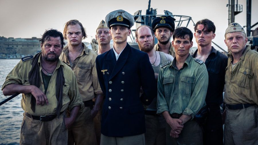 "Das Boot 4" unter anderem mit den Schauspielern Rick Okon (vorne), Sascha Geršak (l.) und Wilson Gonzalez Ochsenknecht (2.v.l.). (ili/spot)